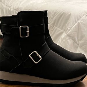 Merrell Alpine Roam Waterproof Boot